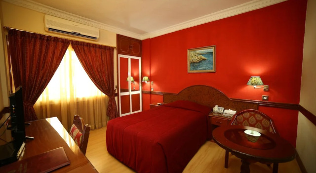 Одноместный номер Awal Hotel