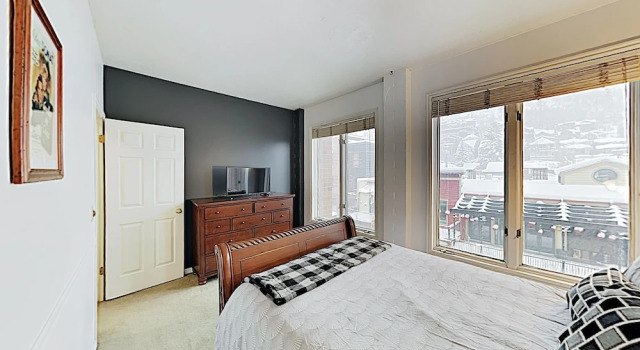 Downtown W/ Views - Walk To Lifts! 1 Bedroom Condo, Забронировать Апартаменты/квартира Апартаменты Парк-Сити, рядом с Горнолыжный курорт г. Парк-Сити, Апартаменты/квартира
