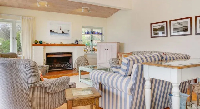 Baleen Beach House, Забронировать Отель Отели Cape Peninsula с бассейном, Бассейн
