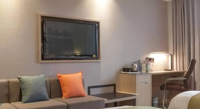 Super 8 Hotel