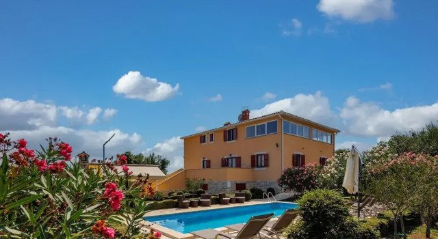 Вилла Pool Villa Divina