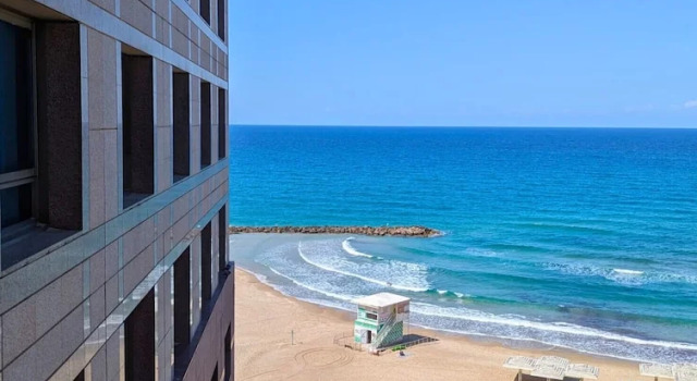Suite 1 dormitorio frente a la playa Almog Beach Apartments מגדלי חוף הכרמל חיפה