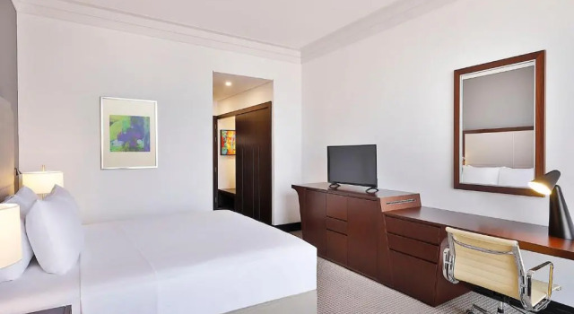 Deluxe Double room DoubleTree by Hilton Doha - Al Sadd