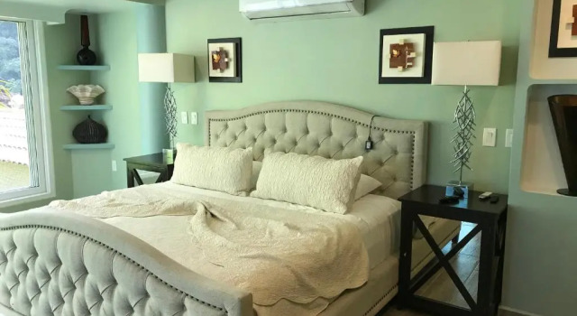 Вилла Luxury Beach Frontage Villa with amazing views for Rent