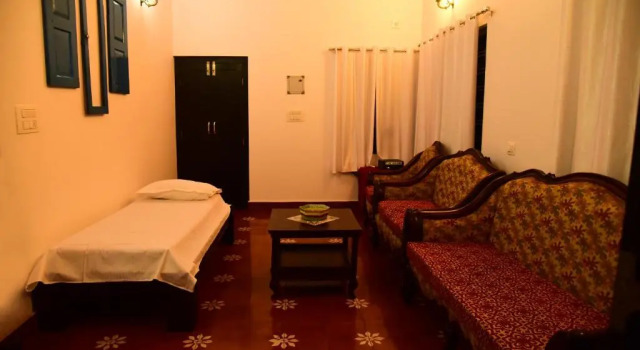 Люкс Nivaasana Bed & Breakfast
