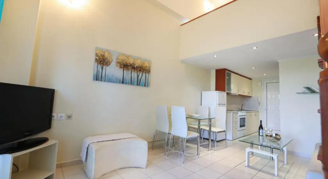 Tranquil Apartments by Corfuescapes