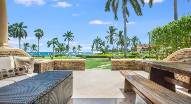Вилла Chic Condo with a Stylish Coastal Design in an Exclusive Condo Community with Direct Beach Access
