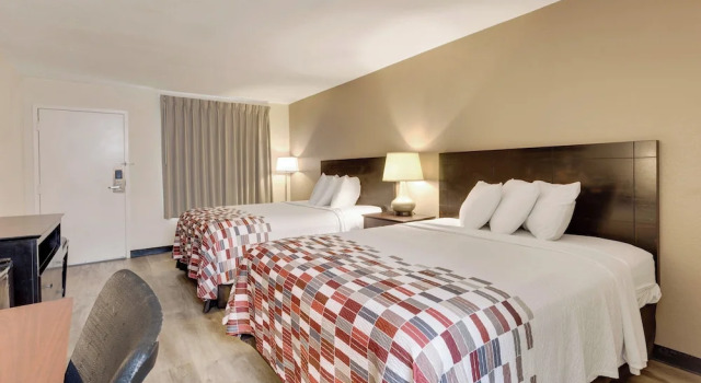 Четырёхместный номер Standard Red Roof Inn Gulfport - Biloxi Airport