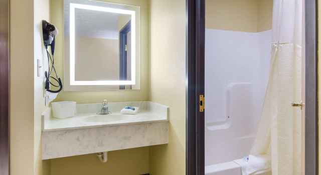 Двухместный люкс Americas Best Value Inn & Suites Independence VA