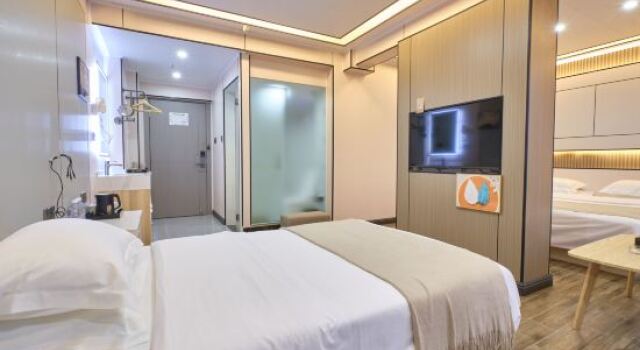 Люкс Yurun Select Hotel (Kunming South Railway Station)