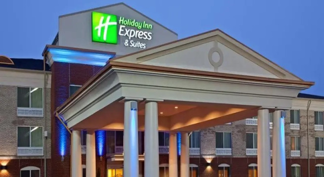 Полулюкс Holiday Inn Express & Suites Vandalia by IHG