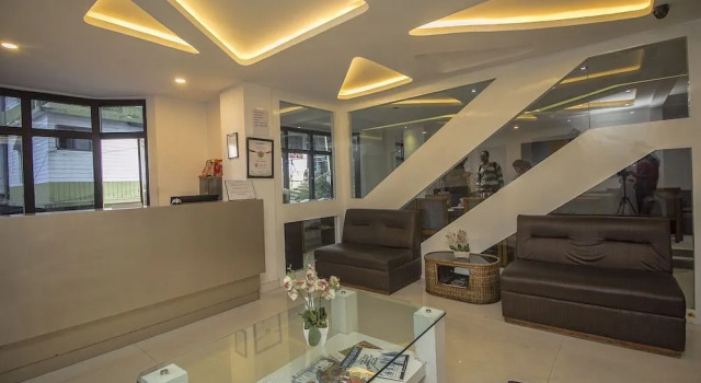 OYO 24798 Kiwi Hotel Yavachi