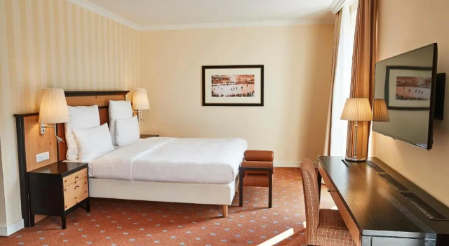 Полулюкс Steigenberger Icon Grandhotel Belvédère
