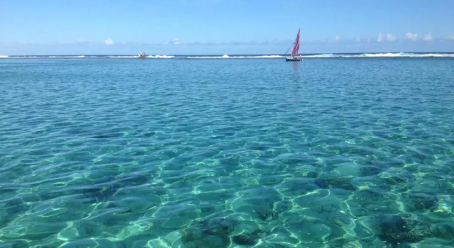 Вилла с 4 комнатами с видом на море Villa du Lagon