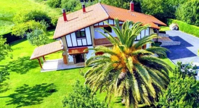 Casa Rural La Palmera - Landetxea, Rezerwuj Hotel Hotele w Baskonia z parkingiem, Parking