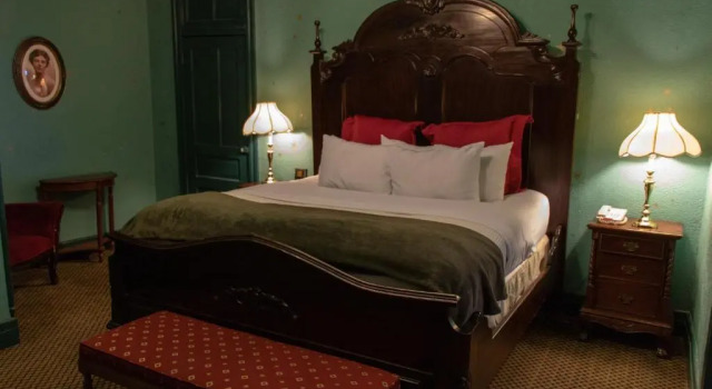 Номер Standard The Crescent Hotel and Spa
