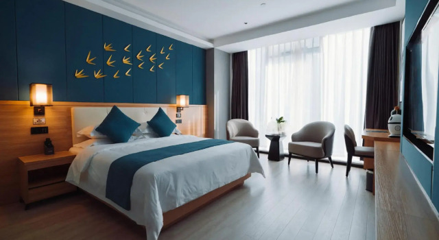 Taiyuan H Crystal Hotel (Jinyang Street Subway Station Branch)