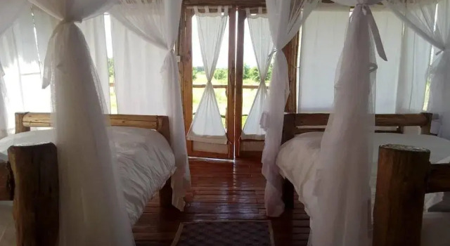 Kazinga Wild Camp, Book Hotel Western Uganda National Parks Western Uganda