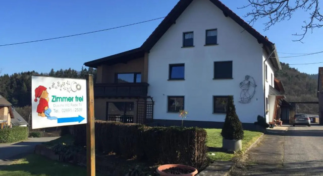 霍夫曼私人客房民宿, 预订 酒店 卡伦博恩 Eifel