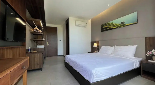 Field Villa