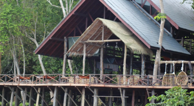 Номер Deluxe Borneo Natural Sukau Bilit Resort