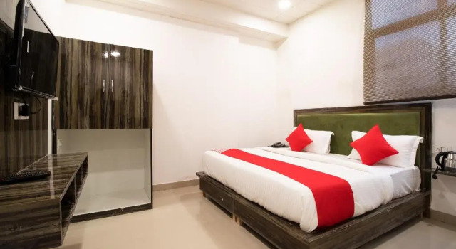 Grand Inn by OYO Rooms, Забронировать Отель Отели Нью-Дели с завтраком, Завтраки