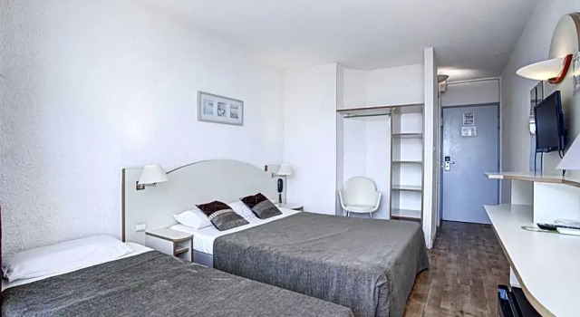 Номер Standard с балконом Hotel Centre Plage