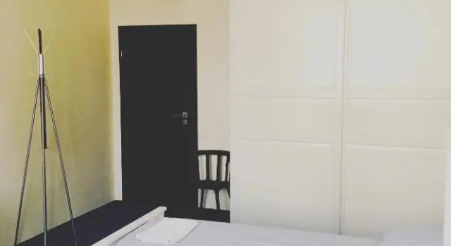 Apartament 52, Varaa Huoneisto Hotellit Pommeri pysäköinnillä, Pysäköinti