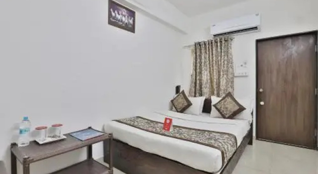 Hotel Star Palace, Rezerwuj Hotel Hotele w Gujarat ze śniadaniem, Śniadanie