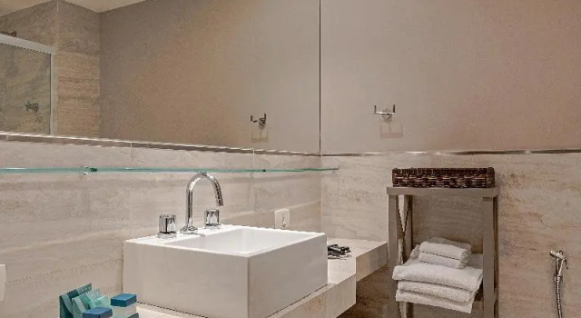 Трёхместный номер Superior с балконом Slaviero Hotel Baia Norte Florianópolis