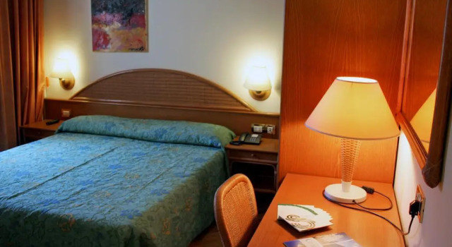 Hotel Scogliera, Rezervovat Hotel Hotely v Numana s bazénem, Bazén
