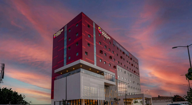Ramada Encore by Wyndham Guadalajara Aeropuerto, Book Hotel Businesshoteller i Jalisco, 4* 5*