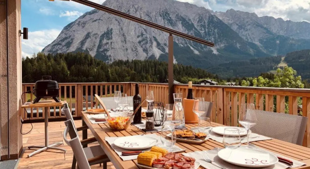 Апартаменты Superior Die Tauplitz Lodges - Penthouse Grimming D7-1 by AA Holiday Homes