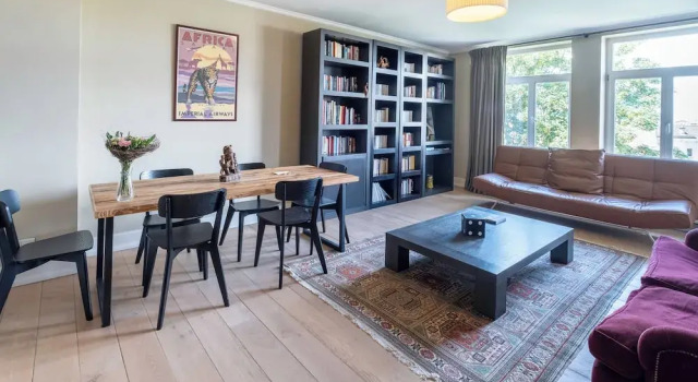 Апартаменты с балконом Brussels EU Prestige residence