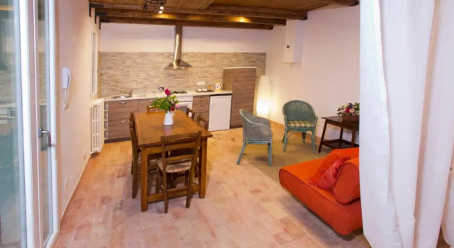Casa Di Cinti, Забронировать Отель Лойано 