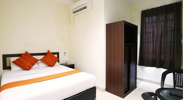 CJL Hotel