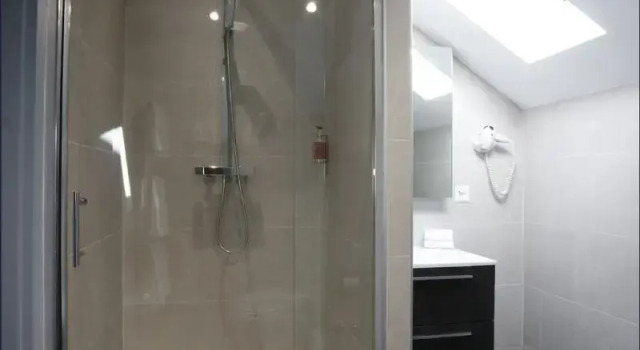 Одноместный номер Superior Hotel Montbrillant
