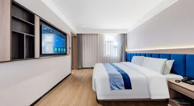 Двухместный люкс Homeinn Aifeel Hotel (Baotou Qingshan Wanda Plaza First Worker's Cultural Palace)