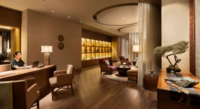 Shangri-La Hotel, Tokyo, Rezervovat Hotel Hotely v Tokyo Prefecture s parkováním, Parkování
