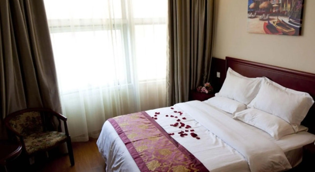 Двухместный номер Business GreenTree Inn Shanghai Hongqiao Hub Convention Center Jinghua Road Shell Hotel