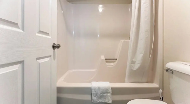 Номер Standard Lake Shore Farm Inn