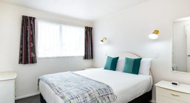 Апартаменты Chevron Motel