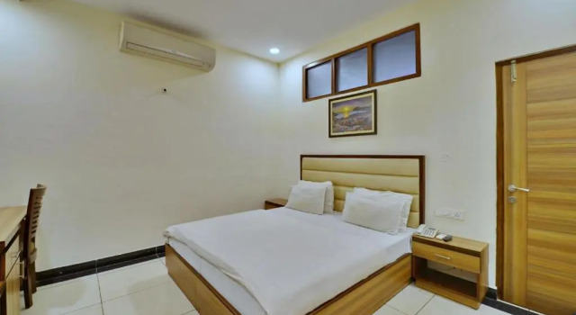 Номер Deluxe Hotel Aricent Opposite ISBT Sector 17 Chandigarh