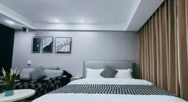 Siye Homestay(Sanlitun Taikoo Li Branch), Забронировать Отель Отели Пекина с бассейном, рядом с Торговый центр Taikoo Li Sanlitun, Бассейн
