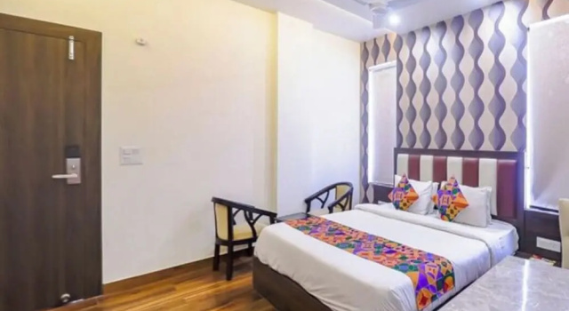 Hotel Taj Venture Near Taj Mahal Agra, Забронировать Отель Отели Таджгандж 3 звезды, 3*