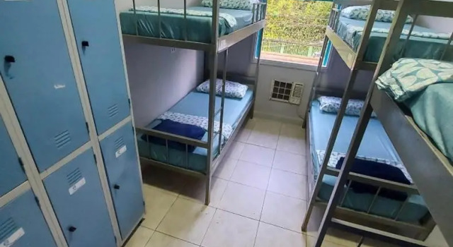 Кровать в общем номере Rolds Hostel
