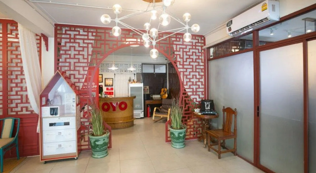 Oyo 708 All Red Hostel Chiang Mai, Забронировать Хостел Fa Ham Чиангмай, рядом с City Art &amp; Cultural Centre