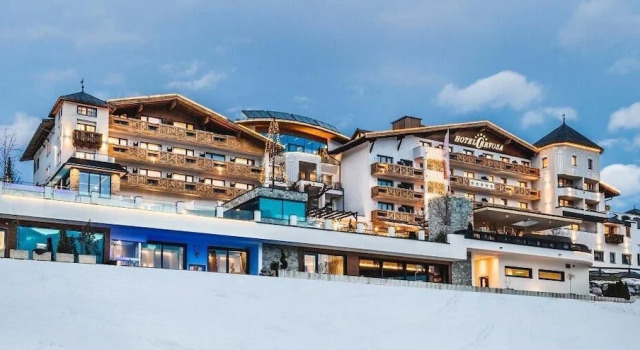 Wellnesshotel Cervosa, Забронировать Отель Отели Зерфаус с завтраком, рядом с Гондольный подъемник Компердельбан, Завтраки