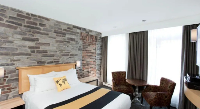 Двухместный номер Standard Hotel du Vieux Quebec