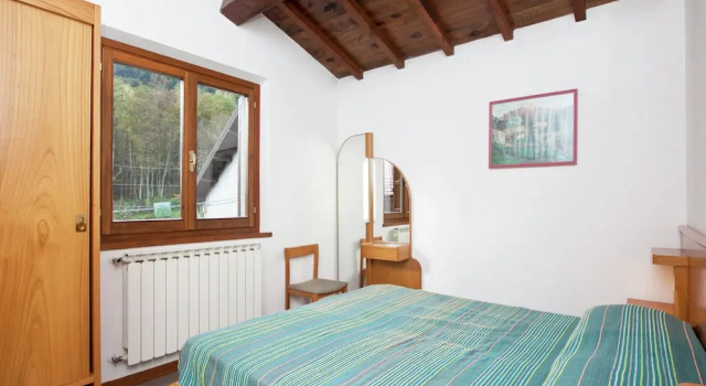 Refreshing Holiday Home With Pool, Garden, Tennis Court, BBQ, Забронировать Отель Отели Abetone Ski с бассейном, Бассейн